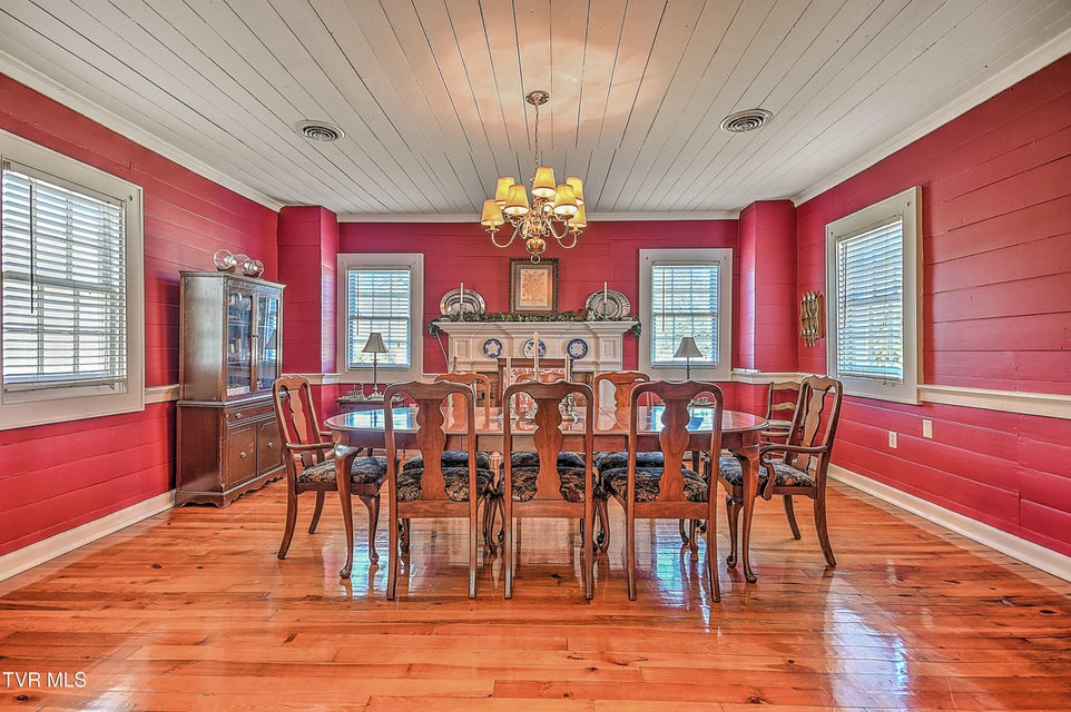 Photo #37: 3389 Highway 126 