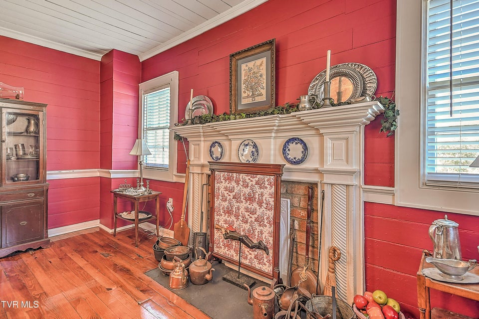 Photo #40: 3389 Highway 126 