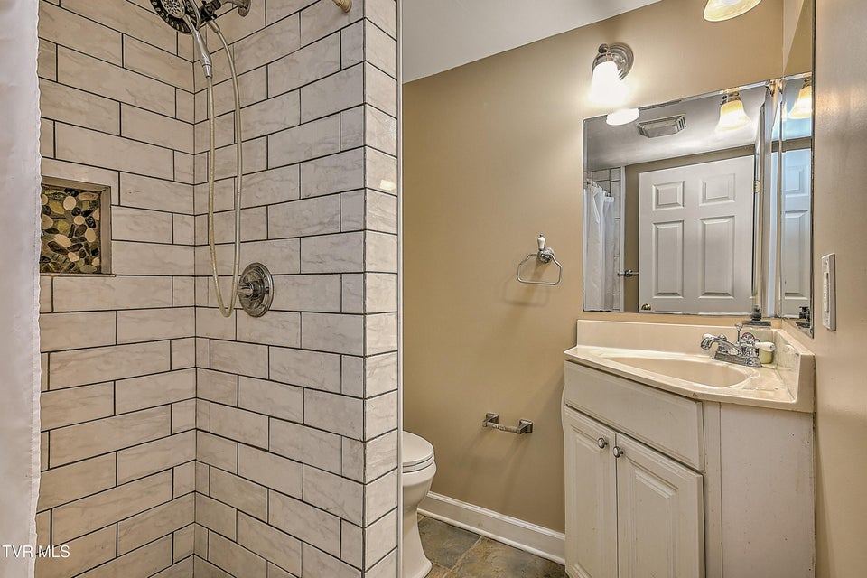 Photo #44: 3389 Highway 126 