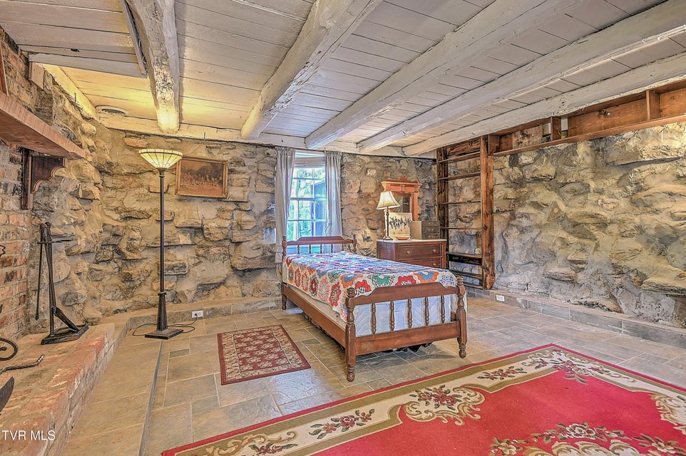 Photo #48: 3389 Highway 126 