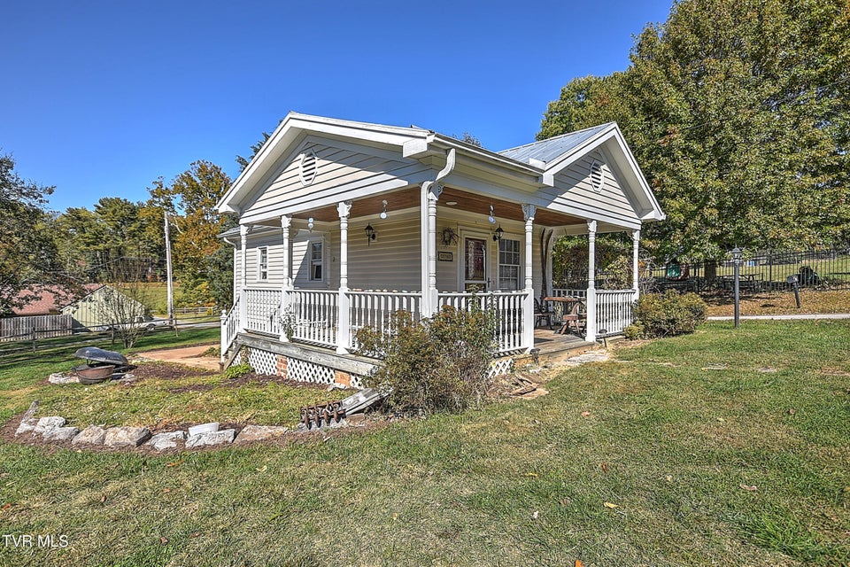 Photo #68: 3389 Highway 126 