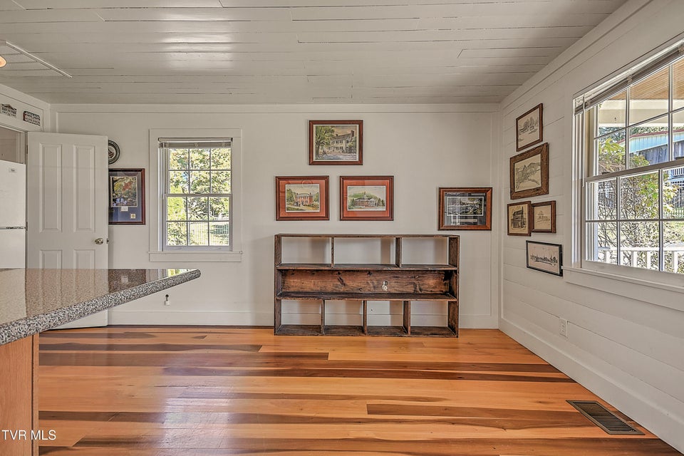 Photo #79: 3389 Highway 126 