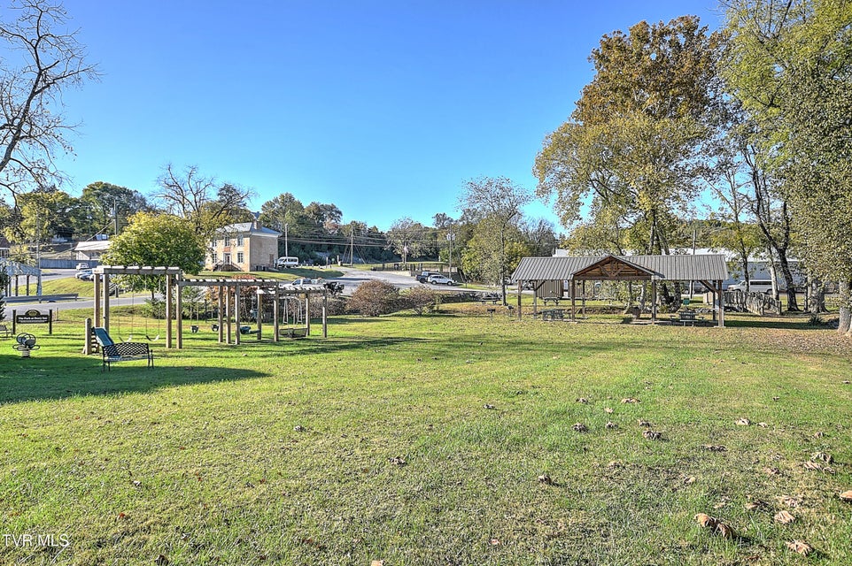 Photo #98: 3389 Highway 126 