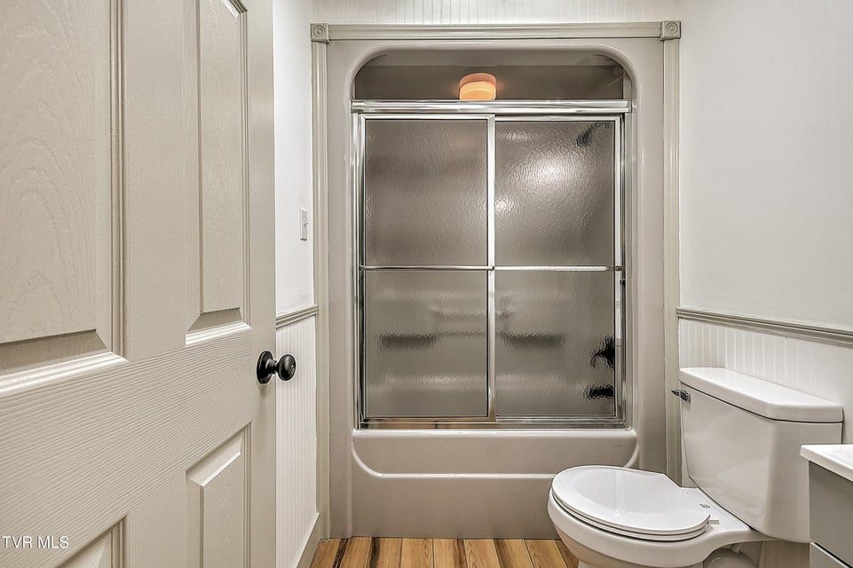 Photo #35: 163 Pendleton Road