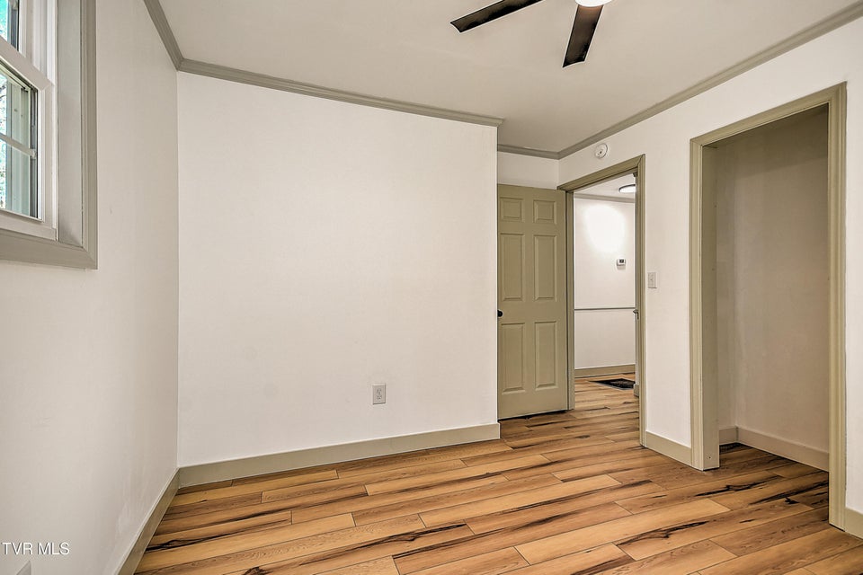 Photo #40: 163 Pendleton Road