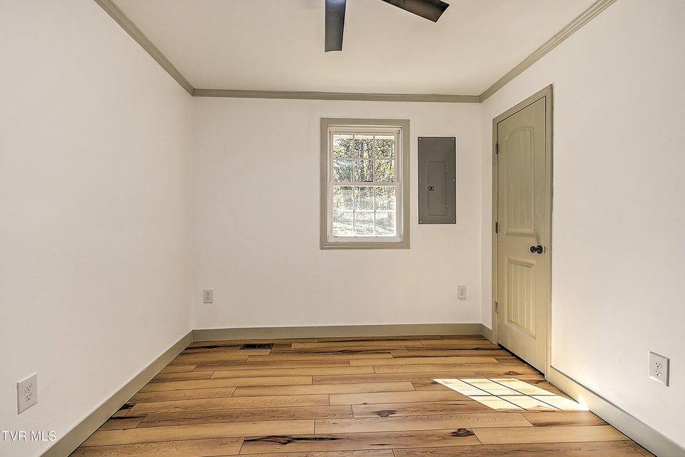 Photo #42: 163 Pendleton Road