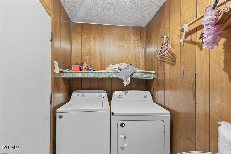 Photo #28: 131 Eldridge Drive