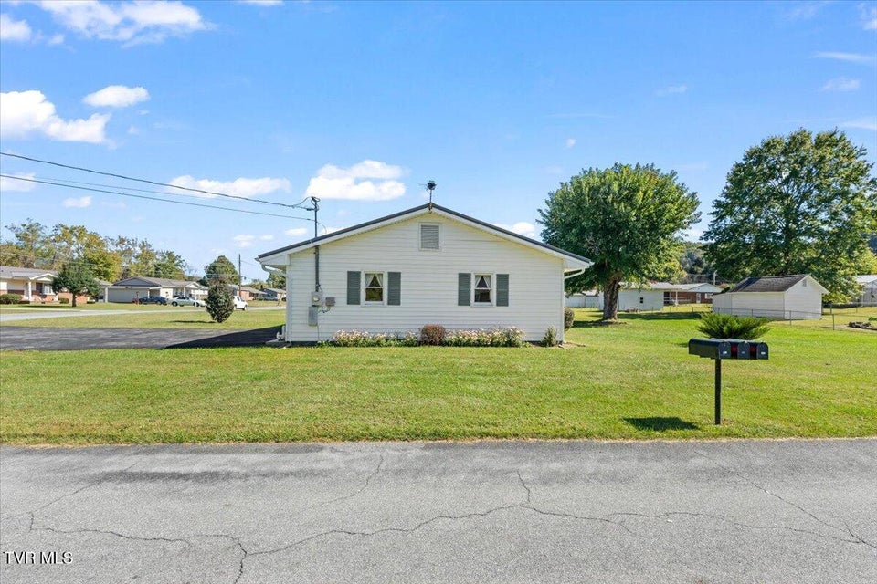 Photo #6: 131 Eldridge Drive