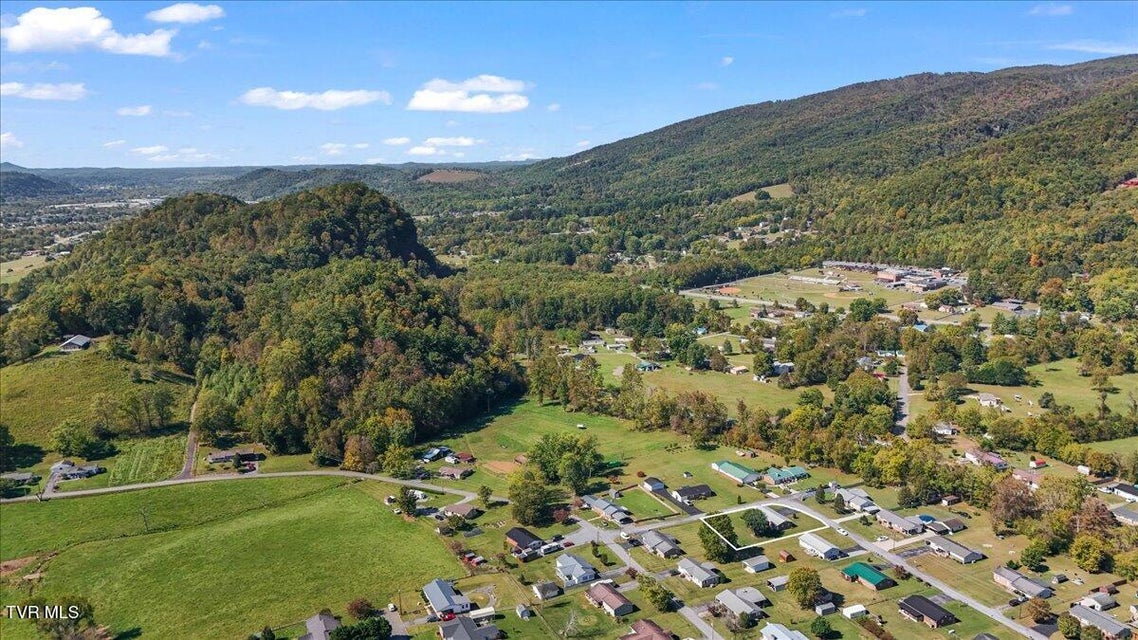 Photo #14: 131 Eldridge Drive