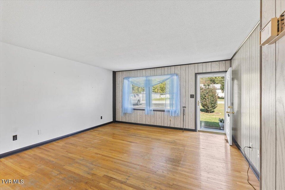 Photo #17: 131 Eldridge Drive