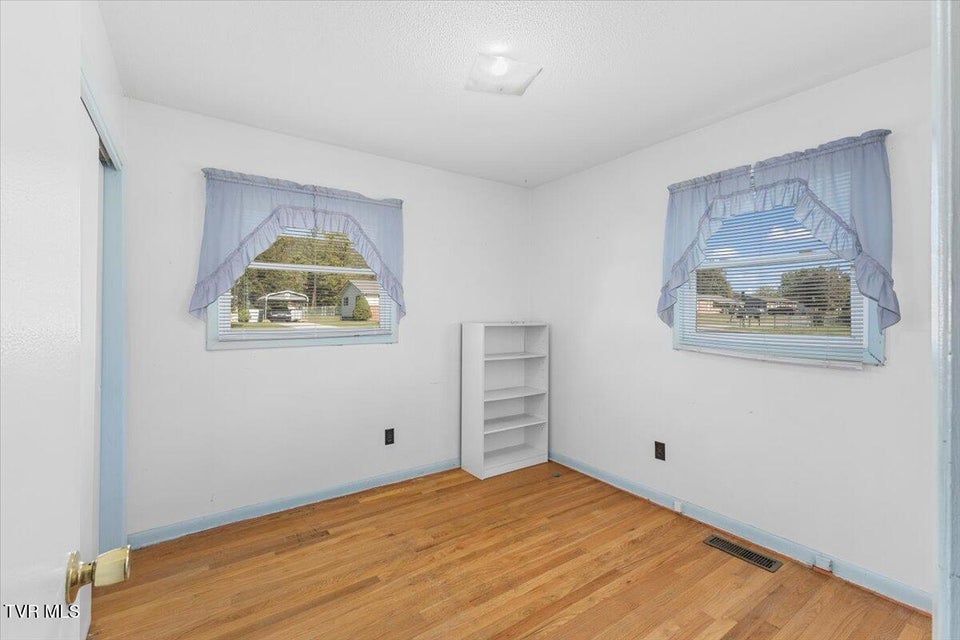 Photo #23: 131 Eldridge Drive