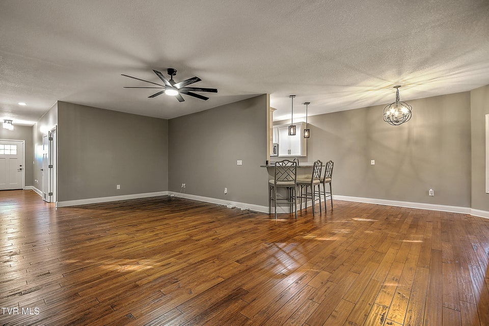 Photo #27: 249 Oak View Circle