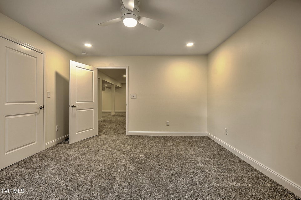 Photo #53: 249 Oak View Circle