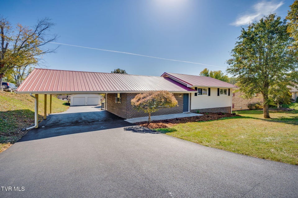 Photo #2: 514 Spruce Street