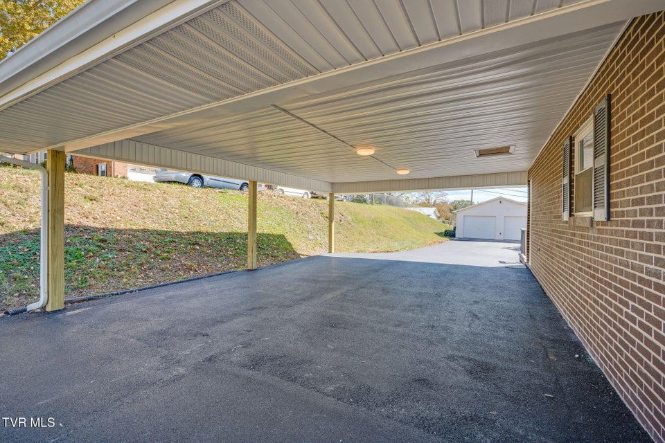 Photo #30: 514 Spruce Street