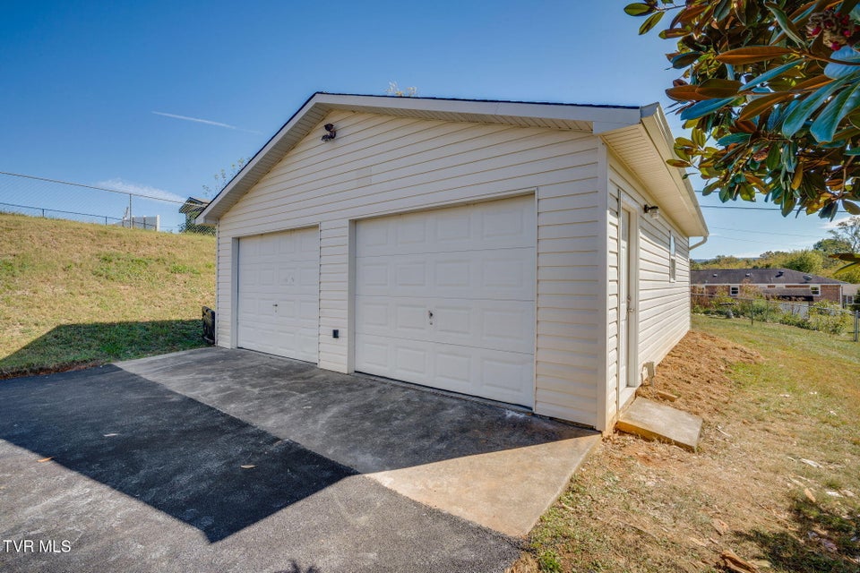 Photo #34: 514 Spruce Street