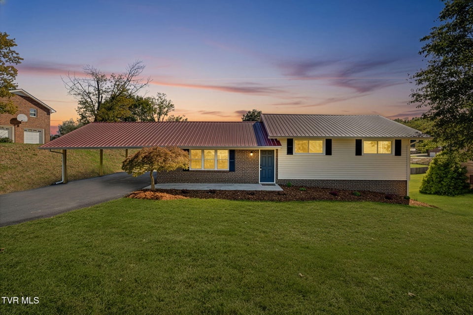 Photo #42: 514 Spruce Street