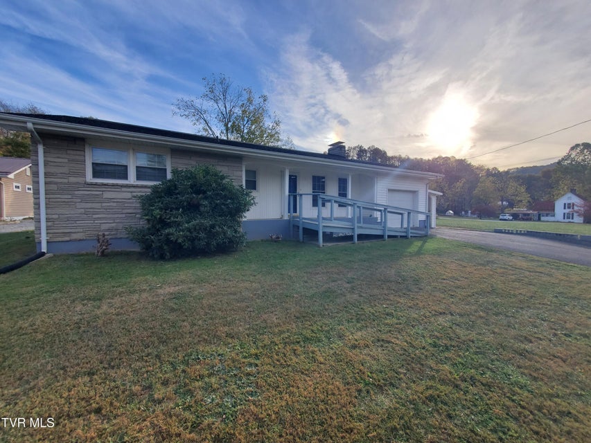 Photo #67: 512 Cloudland Drive