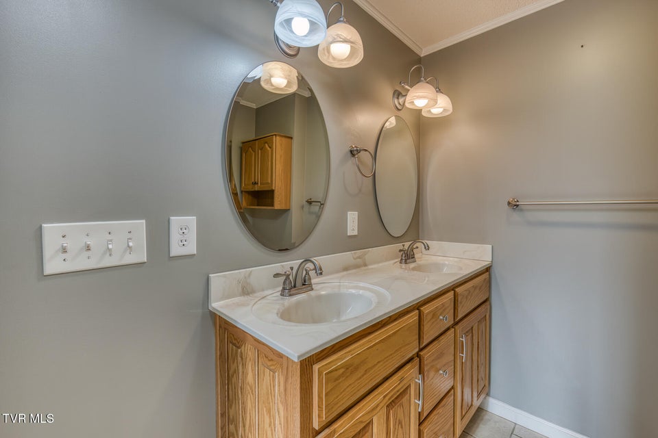 Photo #35: 1735 Charlotte Drive