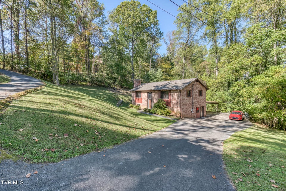 Photo #40: 1735 Charlotte Drive