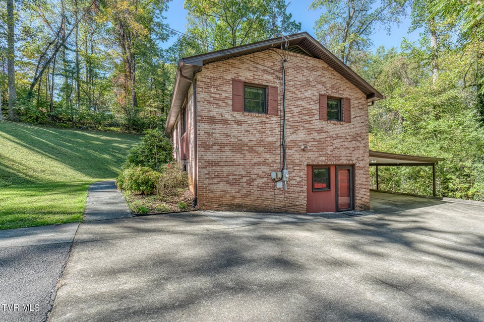 Photo #43: 1735 Charlotte Drive