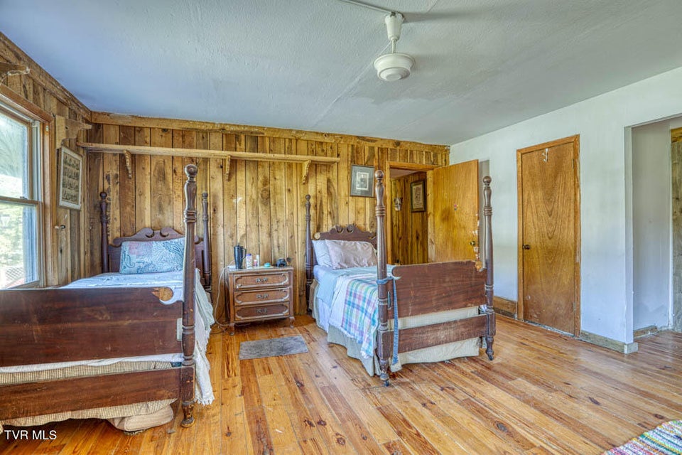 Photo #14: 385 Sulphur Springs Road