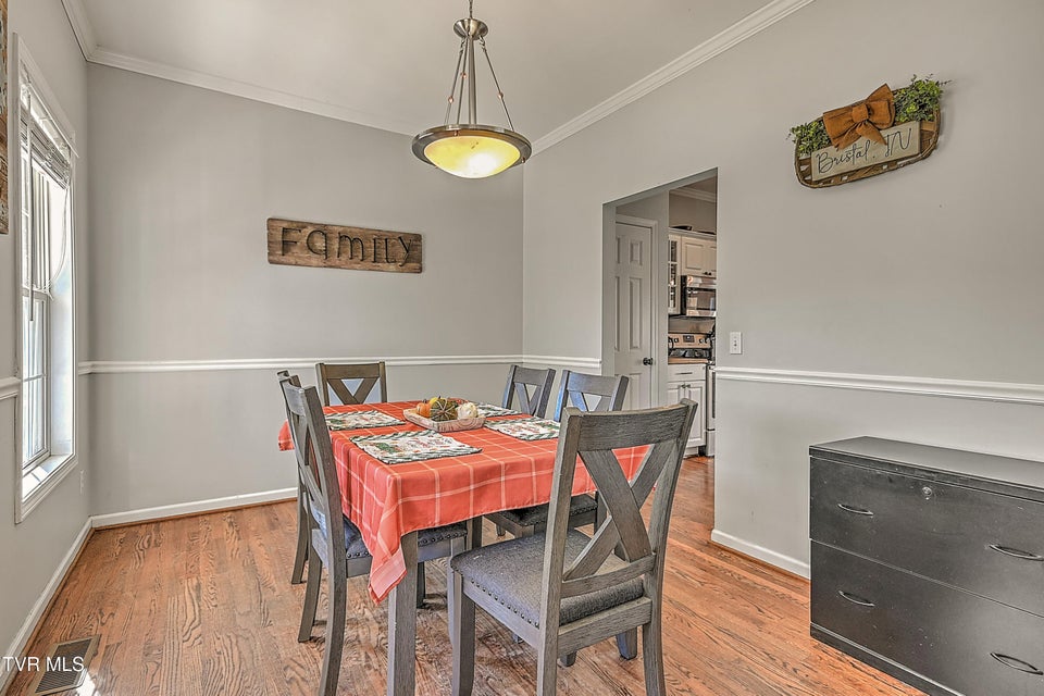 Photo #10: 311 Leslie Court