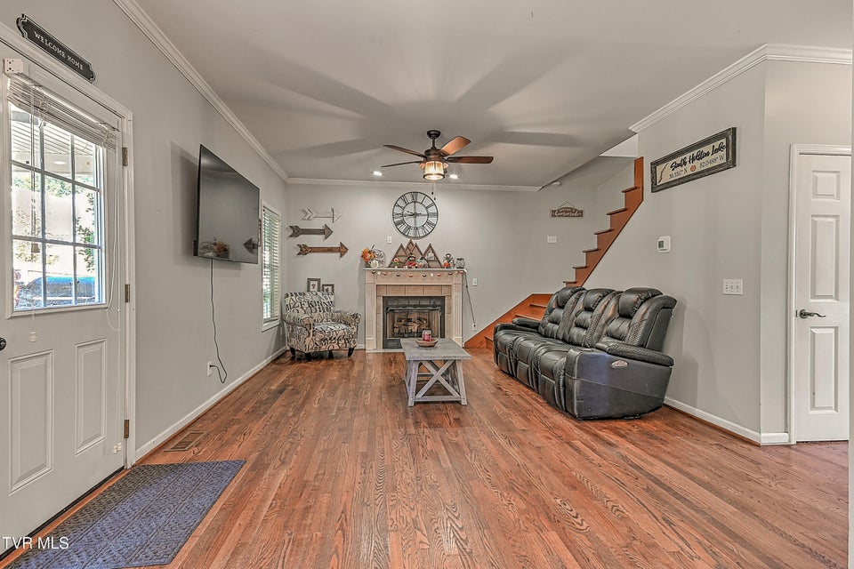 Photo #23: 311 Leslie Court