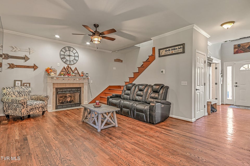 Photo #24: 311 Leslie Court