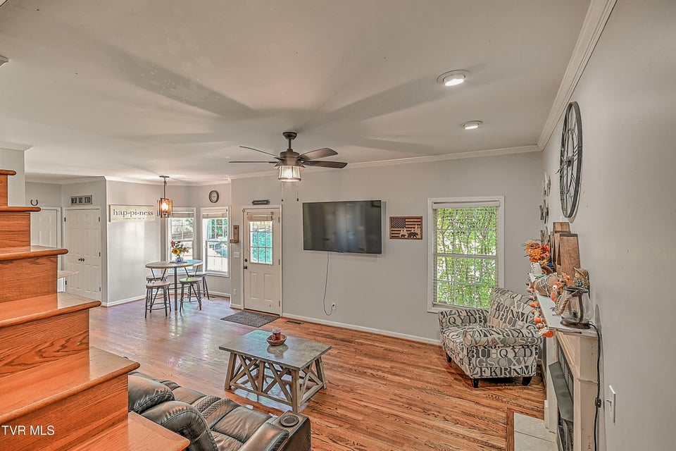 Photo #27: 311 Leslie Court