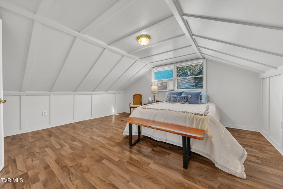 Photo #28: 304 H Street