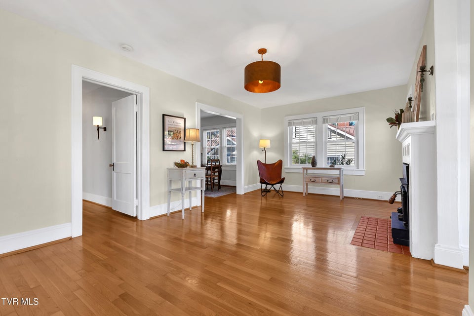 Photo #10: 304 H Street