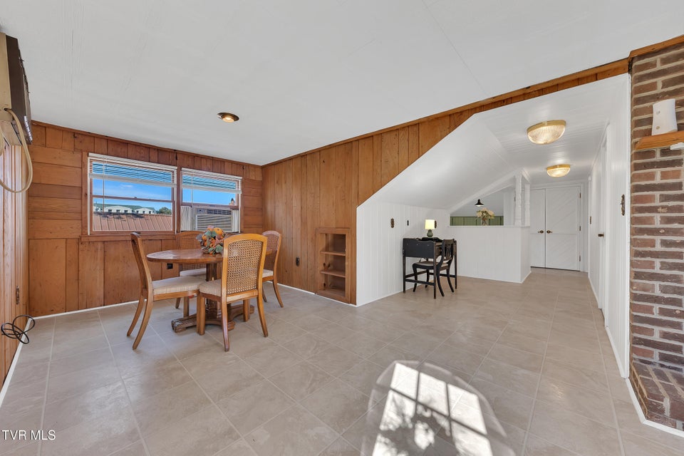 Photo #22: 304 H Street