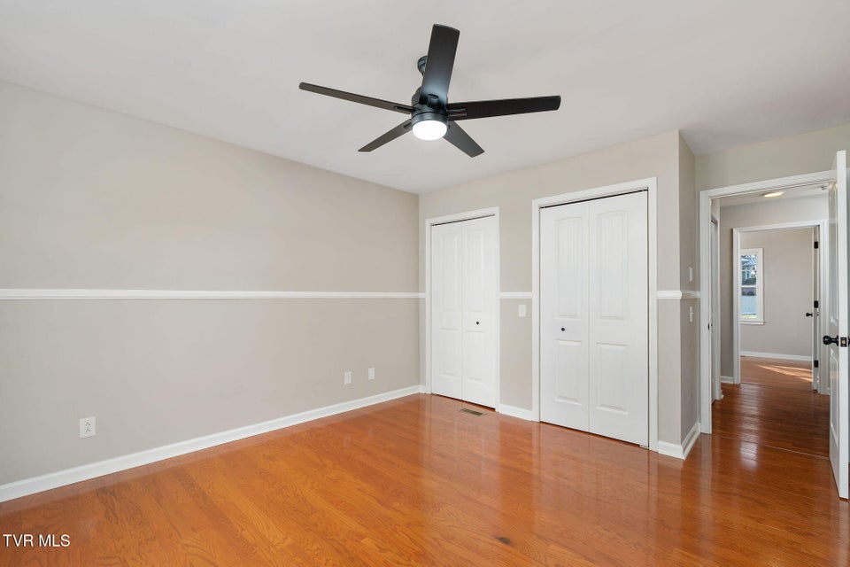 Photo #14: 140 Tracy Street