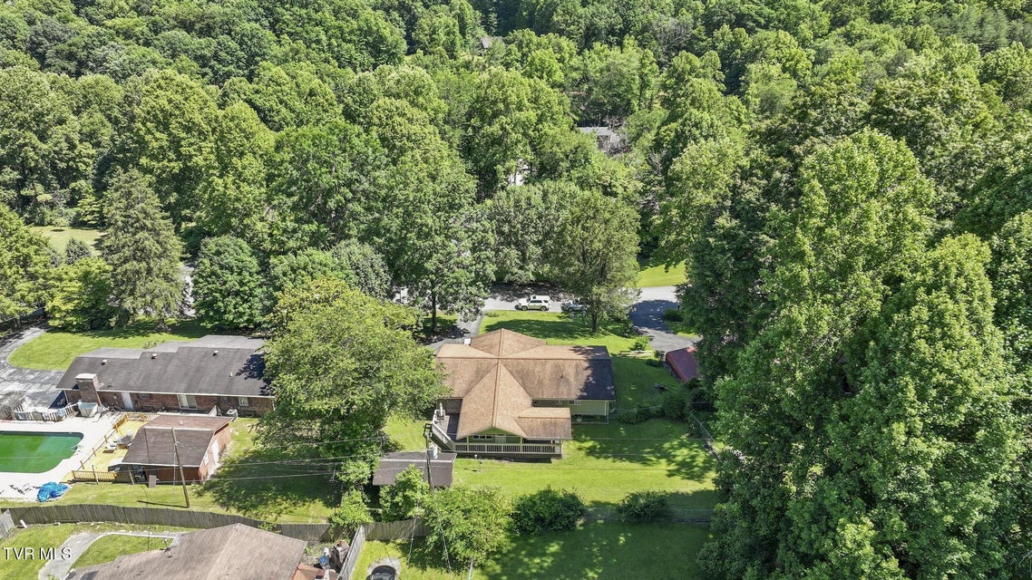 Photo #8: 1511 Mountain View Avenue