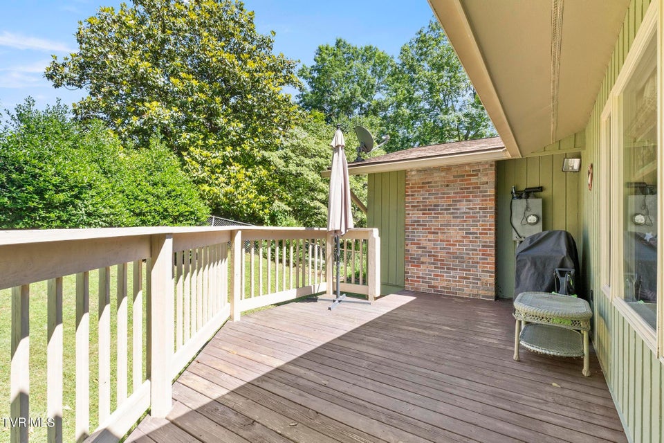 Photo #17: 1511 Mountain View Avenue