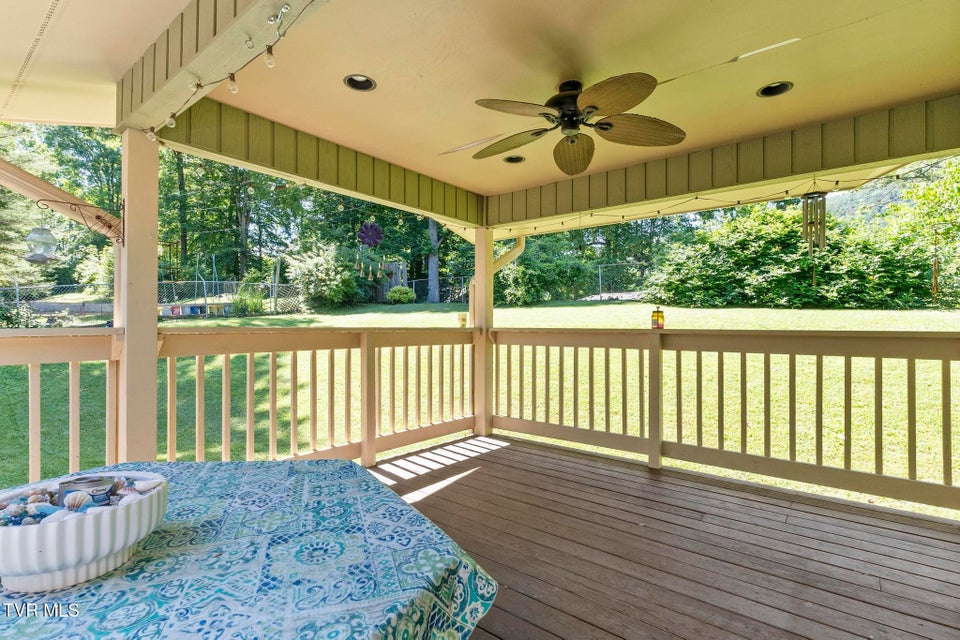 Photo #18: 1511 Mountain View Avenue