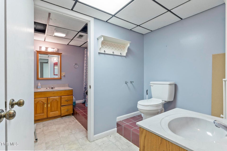 Photo #25: 1511 Mountain View Avenue