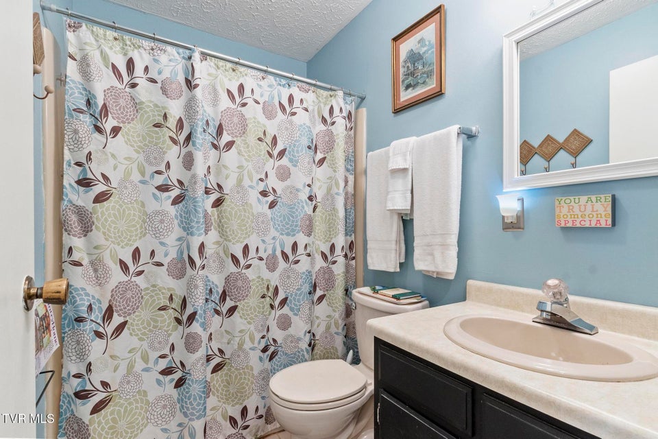 Photo #34: 1511 Mountain View Avenue