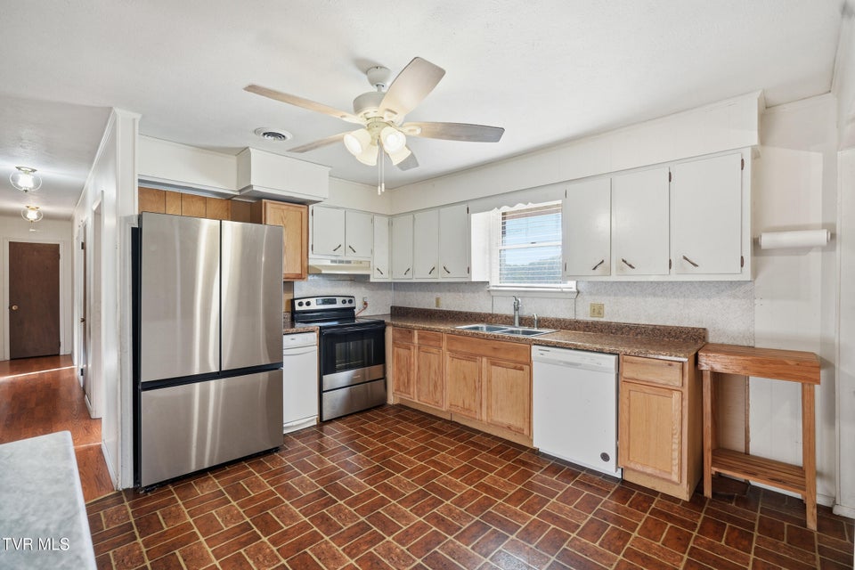 Photo #20: 4812 Carters Valley Road