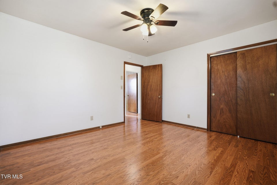 Photo #31: 4812 Carters Valley Road