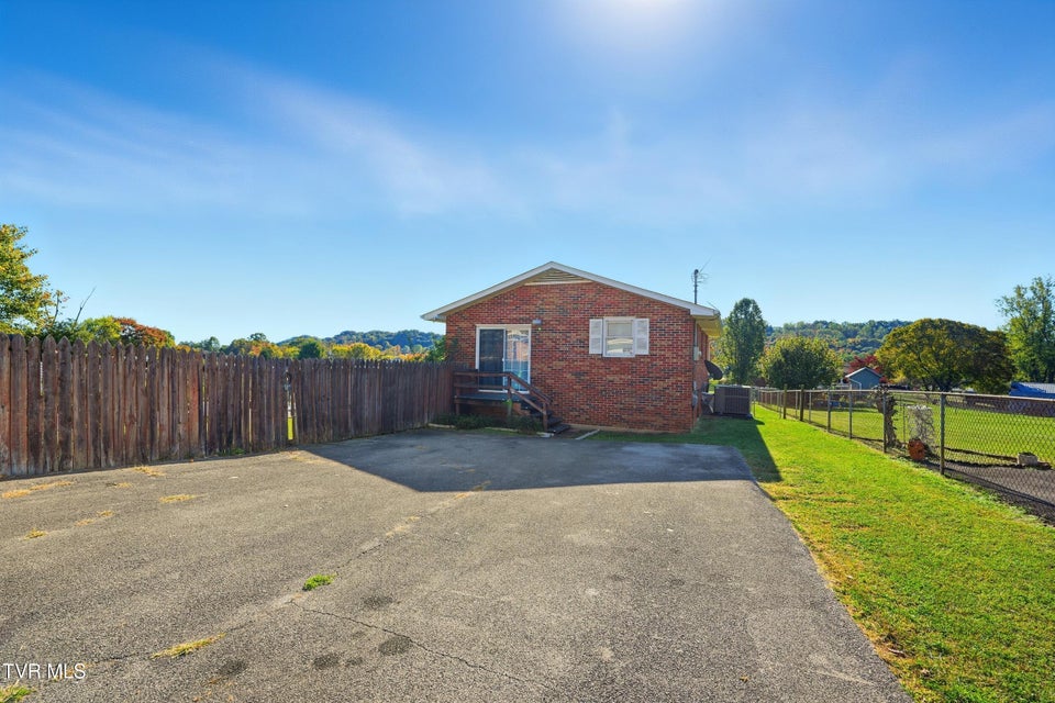 Photo #42: 4812 Carters Valley Road