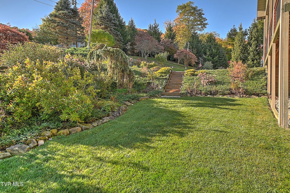 Photo #61: 122 Orchard Meadows  Lane 