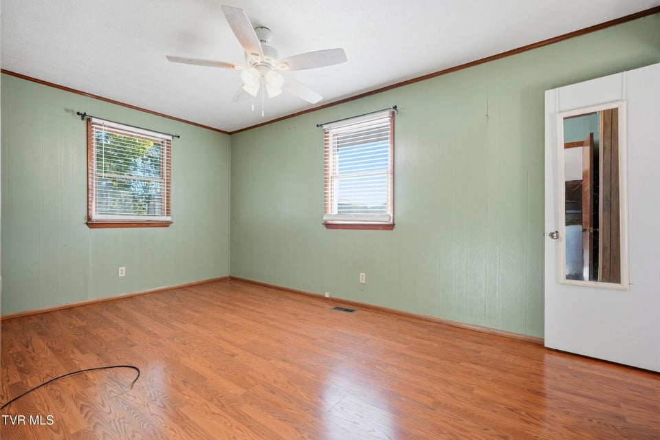 Photo #27: 4812 Carters Valley Road