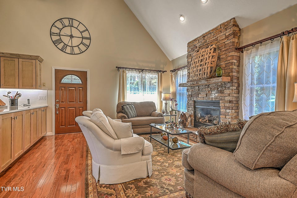 Photo #14: 122 Orchard Meadows  Lane 