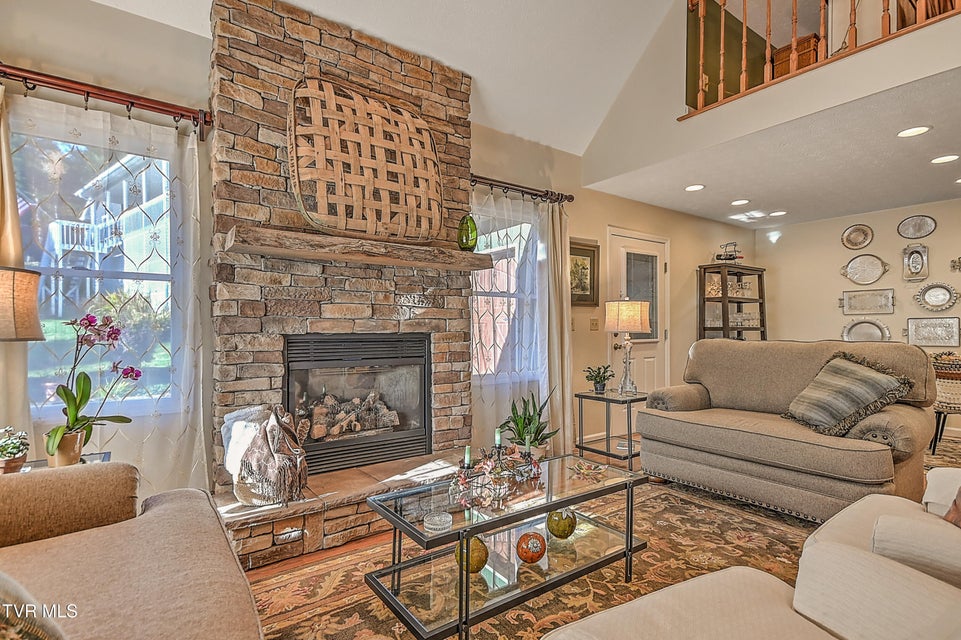 Photo #10: 122 Orchard Meadows  Lane 