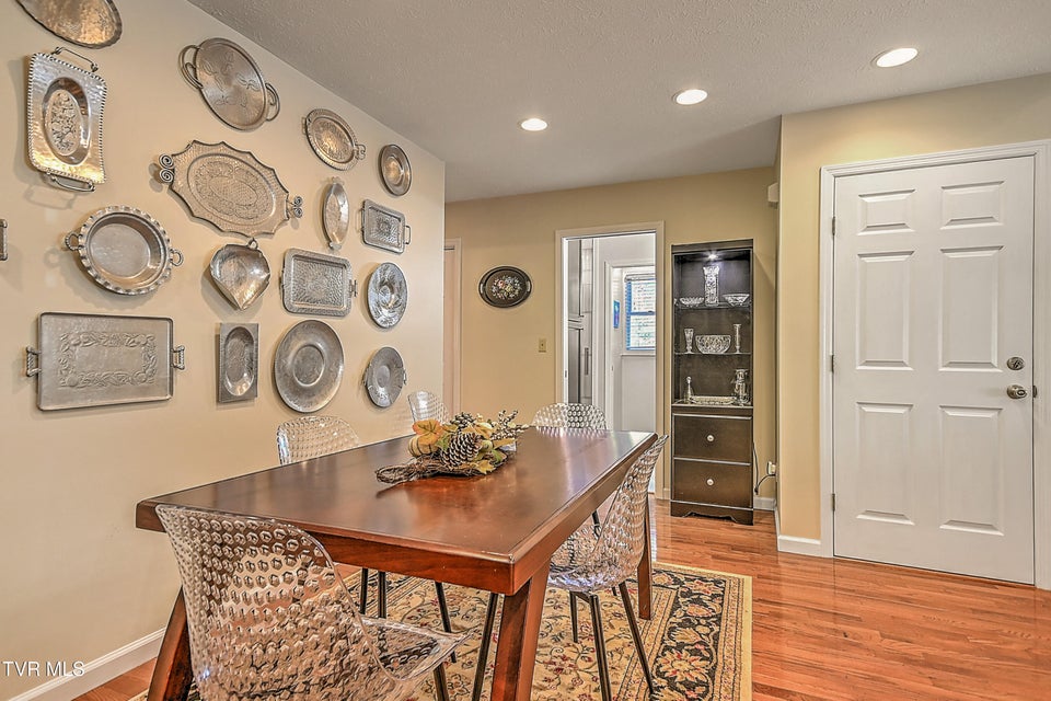 Photo #23: 122 Orchard Meadows  Lane 