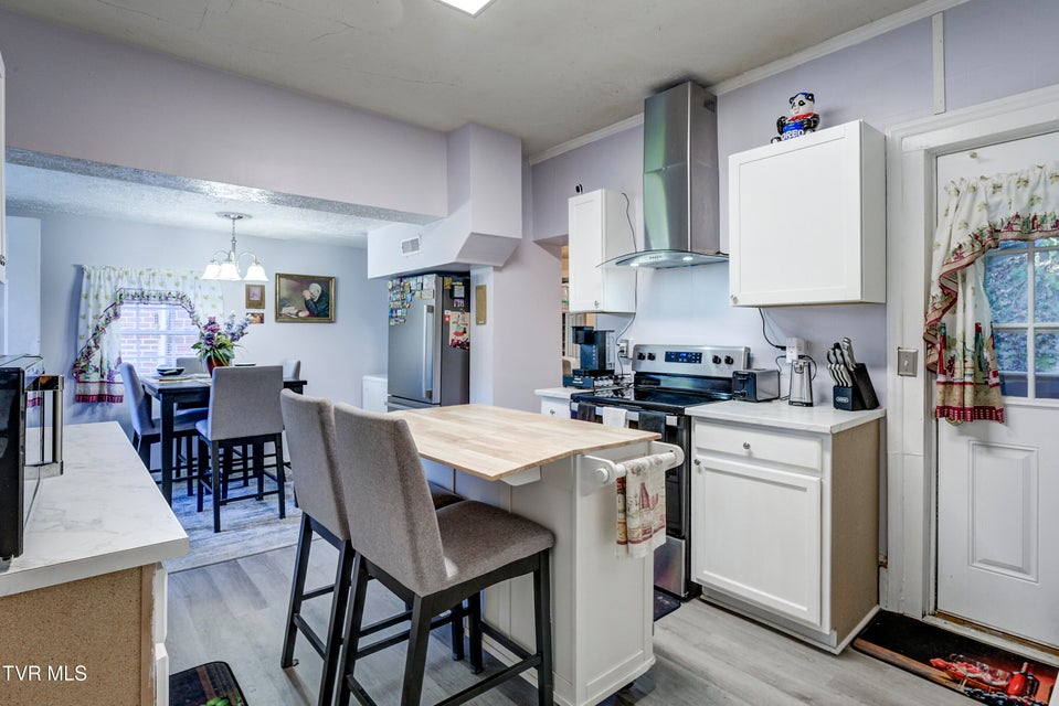 Photo #14: 1678 Echo Court