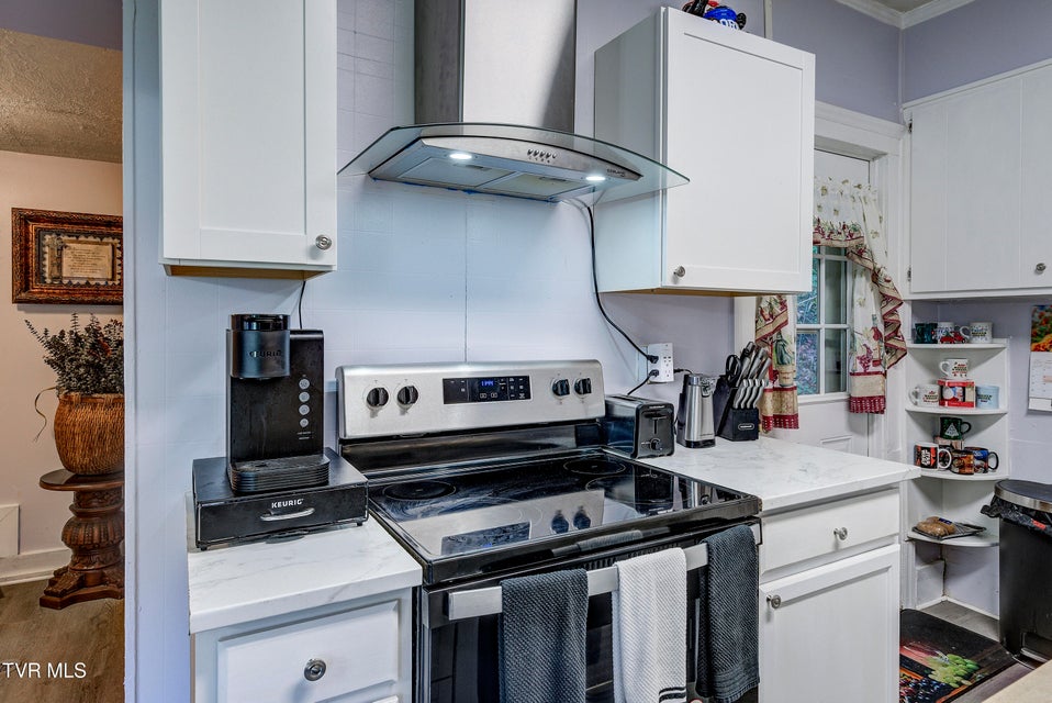 Photo #17: 1678 Echo Court