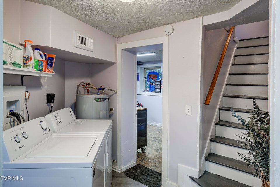 Photo #22: 1678 Echo Court